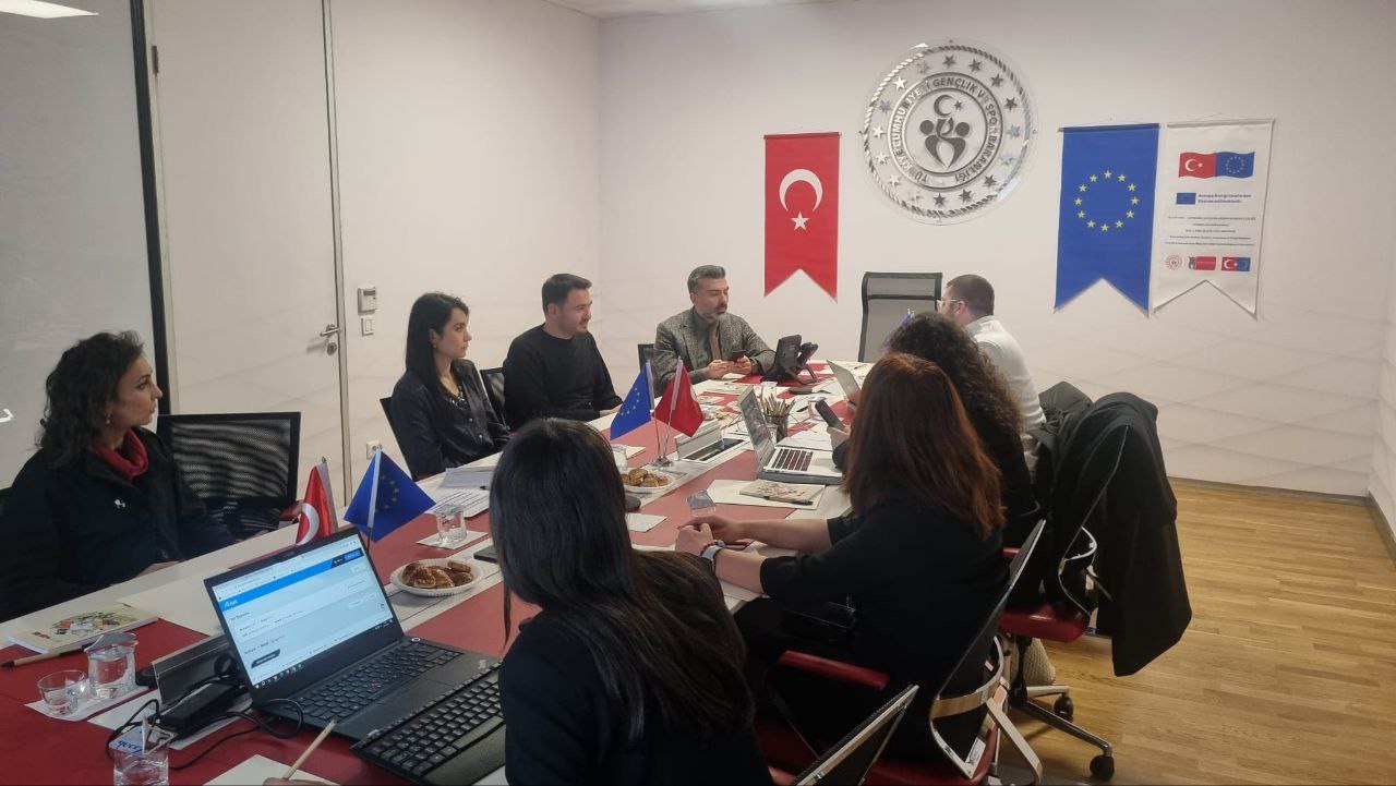 Etkinlik Fotoğrafı 3